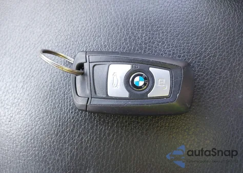 2013 BMW 328I xDrive z USA, uszkodzony, nr VIN WBA3B5C53DF592988